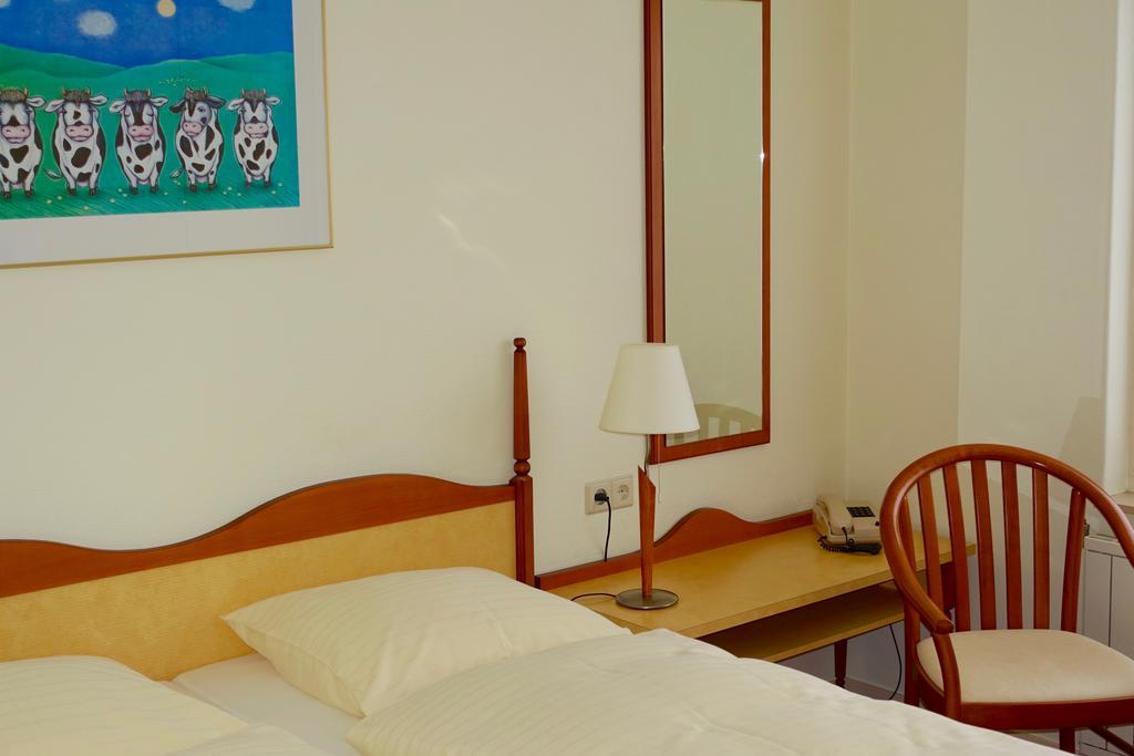 Hotel Prins Maurits ベルゲン・アーン・ゼー エクステリア 写真